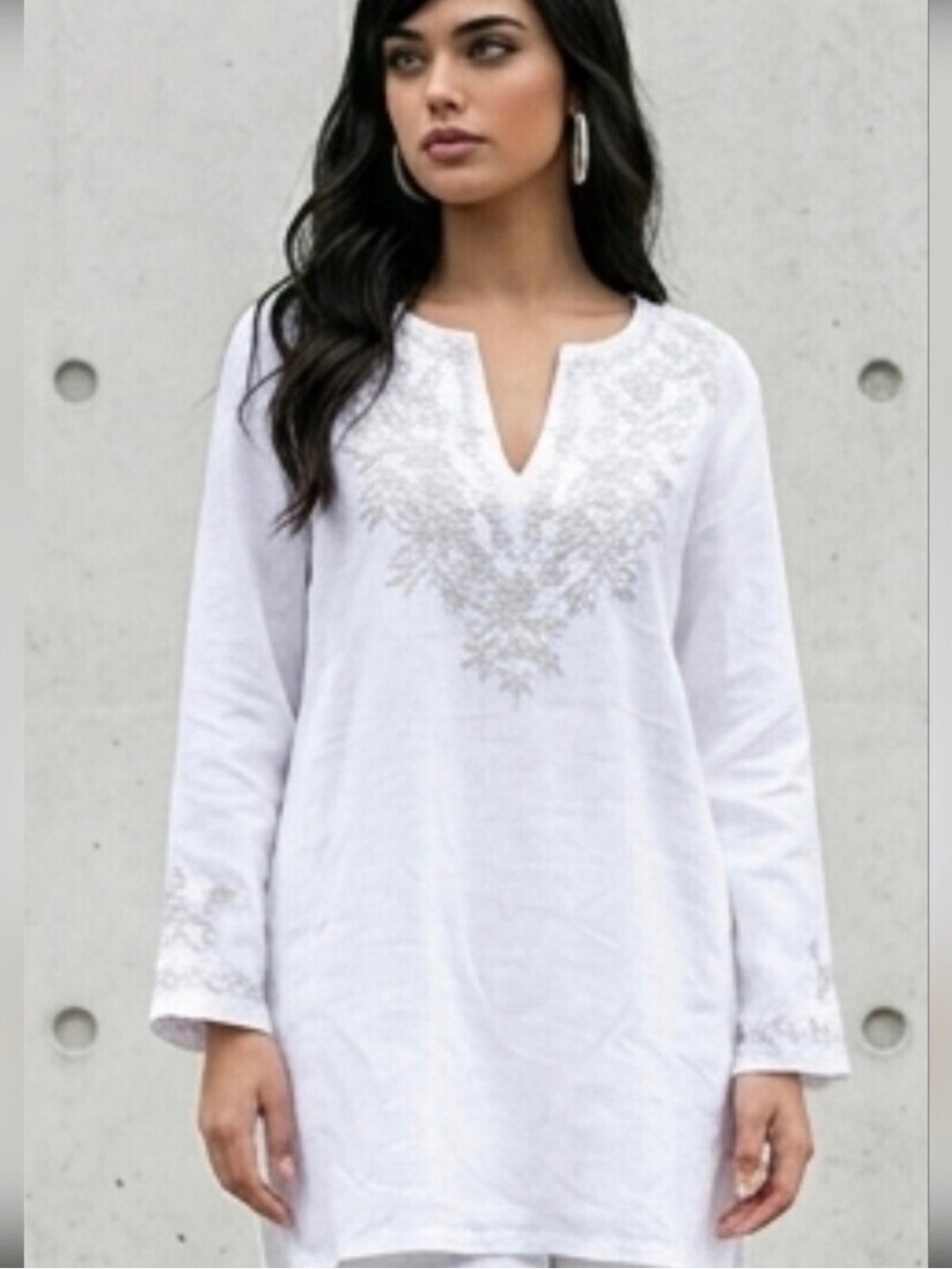 Charter Club 2X White with Silver-tone Embroidery, V-Neck women’s Tunic